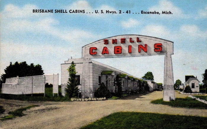 Brisbane Shell Cabins - Old Postcard Photo (newer photo)
